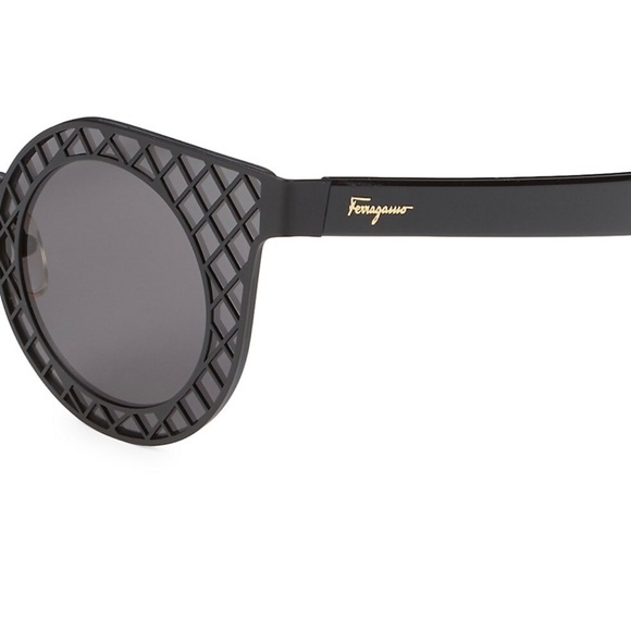 Salvatore Ferragamo 42mm Sunglasses Matte Black - Picture 3 of 16